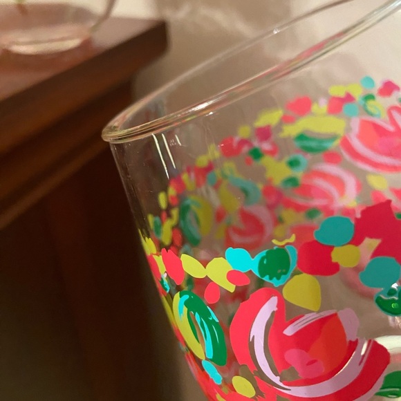 Set of 3 Lilly Pulitzer “Spot Ya” plastic stemless wine glasses - Picture 5 of 6